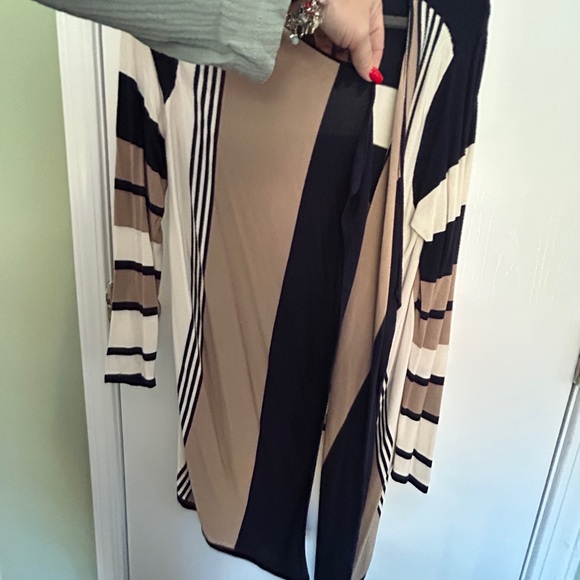 Blue, white & brown wrap sweater - Picture 2 of 6